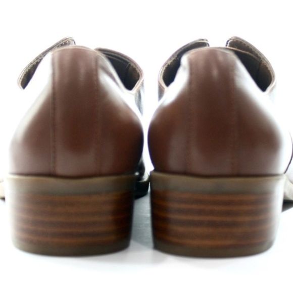 GUESS SLIP ON LEATHER FLATS SIZE 6 - Picture 3 of 5